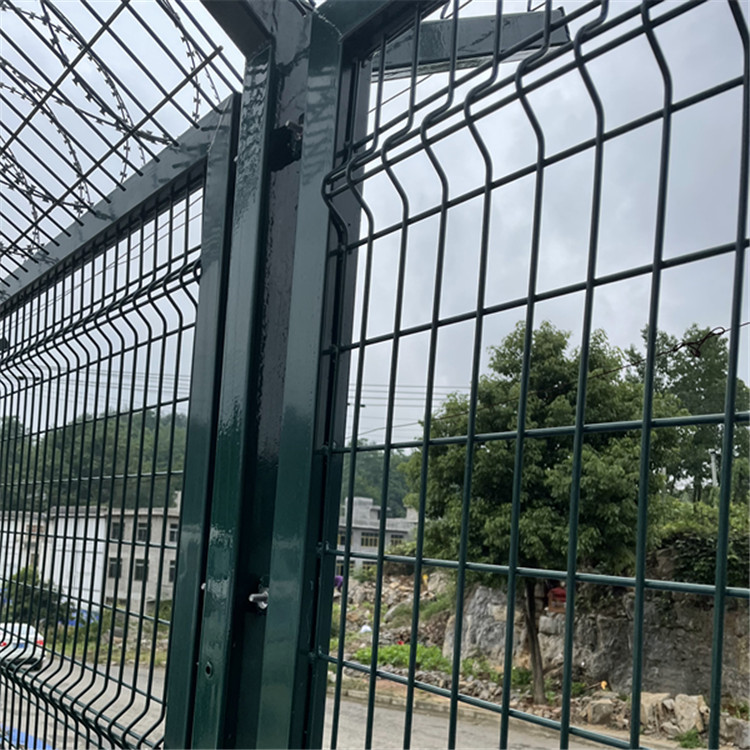 監(jiān)獄隔離網案例展示圖片2