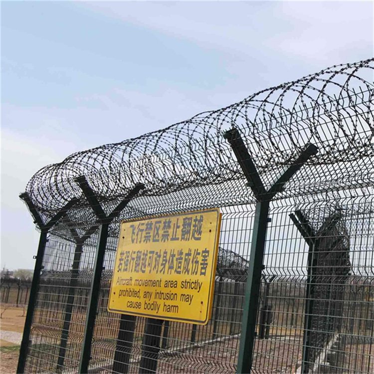 機(jī)場(chǎng)封閉圍網(wǎng)、國營機(jī)場(chǎng)護(hù)欄網(wǎng)、機(jī)場(chǎng)護(hù)欄廠家圖片1